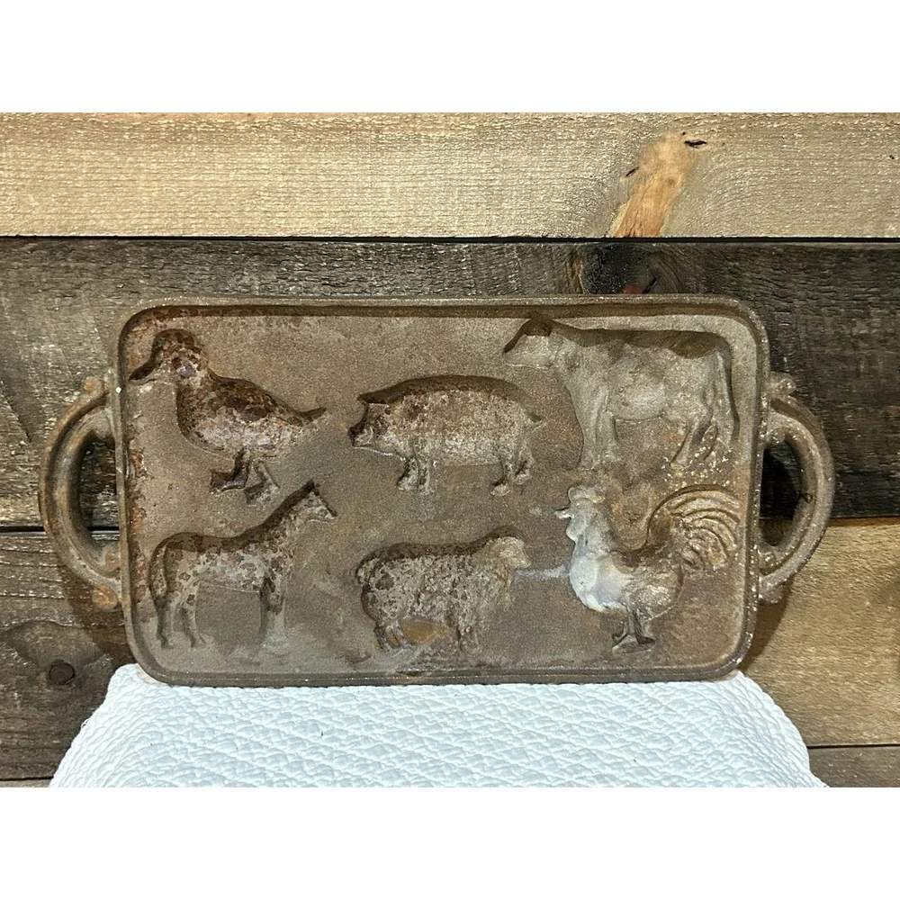 Animal Cast Iron Baking Mold‎ Pan  Farm Animals Horse Rooster Sheep Pig Cow Duck